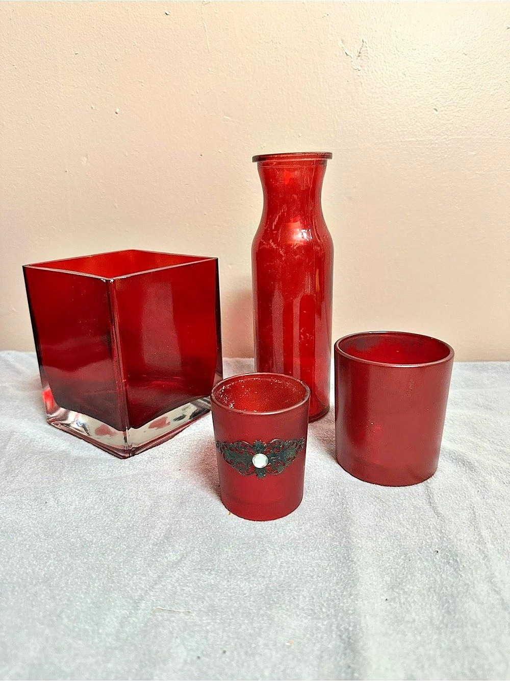 Red Glass Vase Set